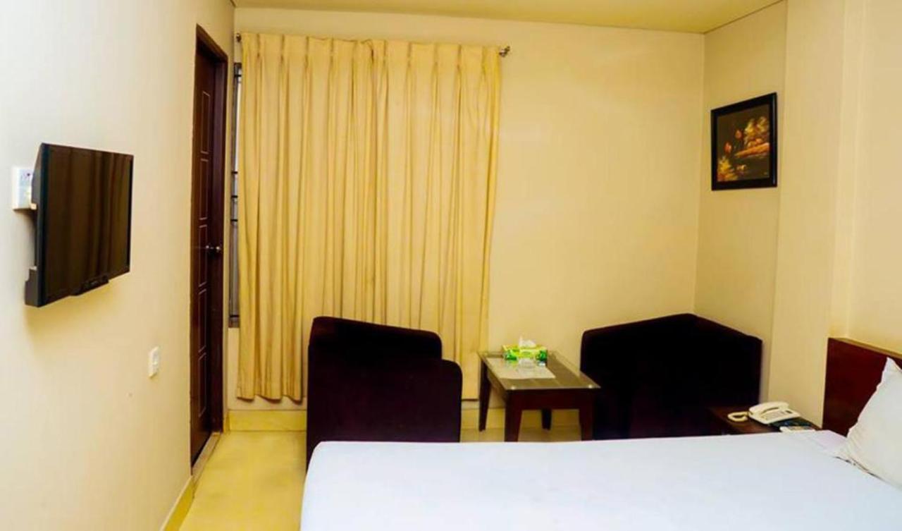 Hotel Royal Living Hotel & Suites Chittagong Esterno foto